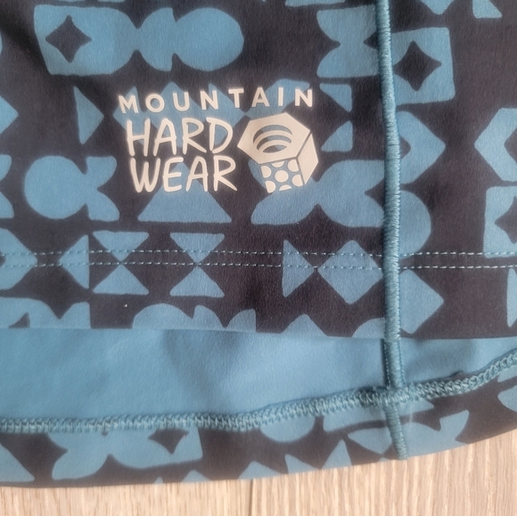 Mountain Hardwear Hooded Long Sleeve Shirt - Picture 3 of 6